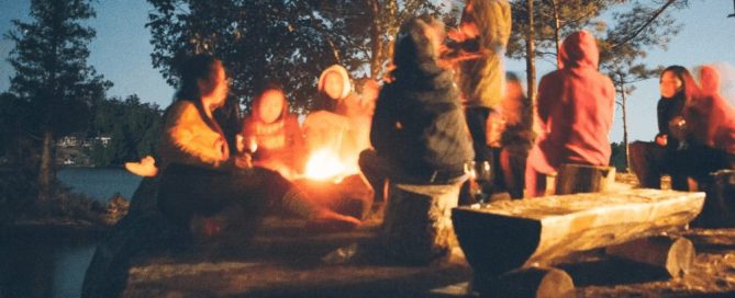 Creativiteit Loslaten Kunst, Ambacht En Expressie Op Kinderkampen Voor Meisjes