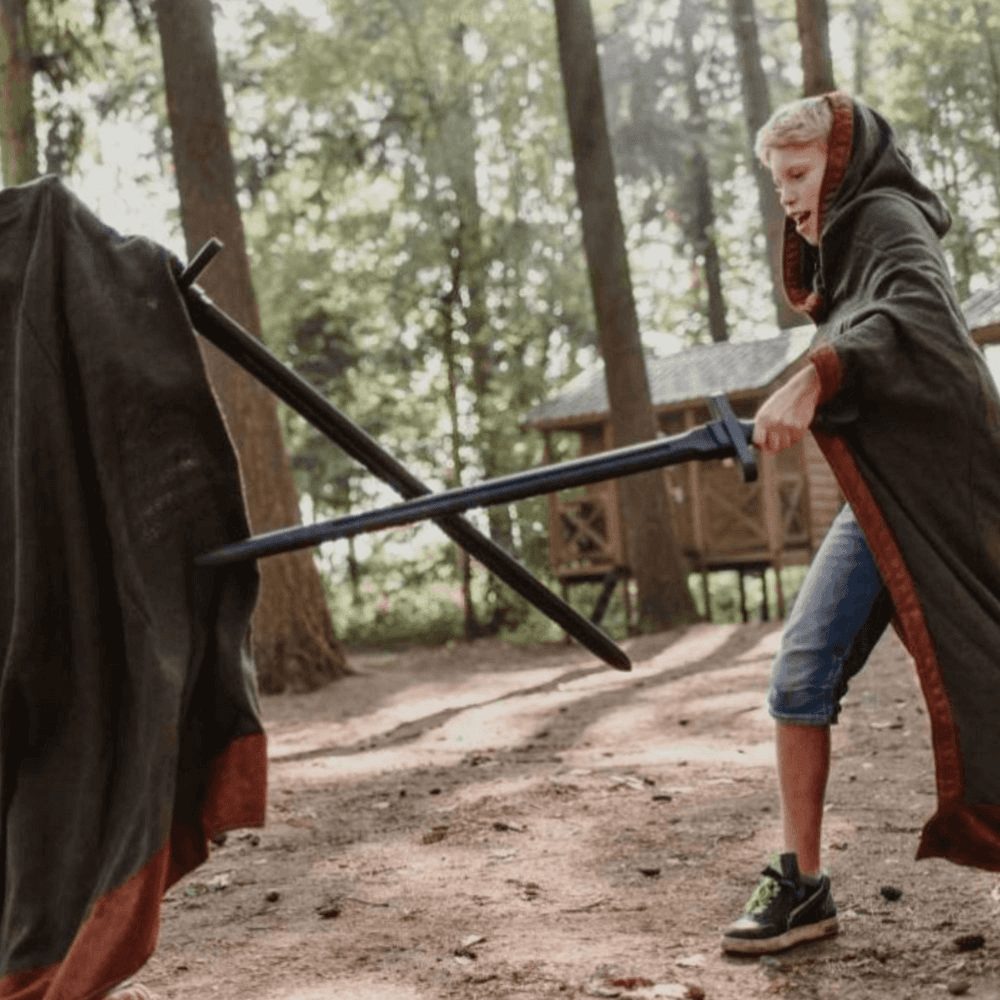 5 voordelen van zwaardvechttraining voor kinderen tijdens een kinderkamp