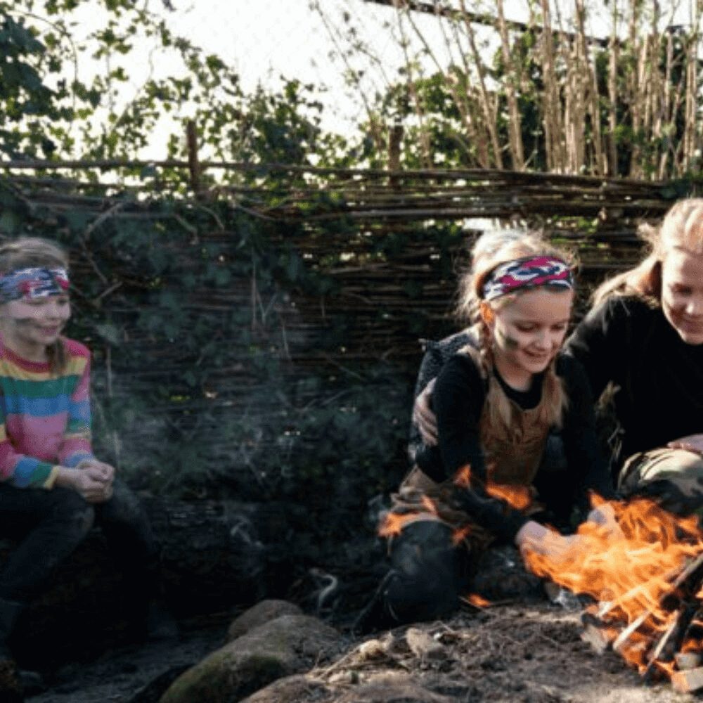 Hoe het bos een tweede thuis wordt tijdens onze boslodges-kampen